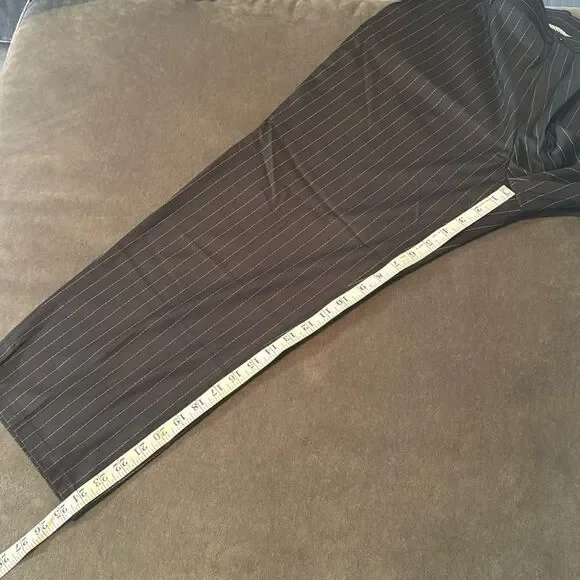 Men’s Black Pinstripe 3 Piece Suit 2 Button Closure Size 44 Jacket 40 Pants NEW